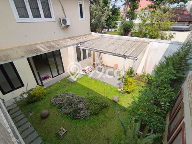 Disewakan! Rumah 5 Kamar Tidur &
3 Kamar Mandi di Kota Baru Parahyangan, Bandung Disewakan! Rumah 5 Kamar Tidur &
3 Kamar Mandi di Kota Baru Parahyangan, Bandung