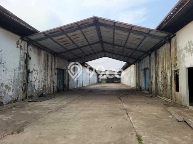 KAWASAN KOMERSIAL! Gudang Disewakan di Cangkuang, Luas 4400m², Area Strategis KAWASAN KOMERSIAL! Gudang Disewakan di Cangkuang, Luas 4400m², Area Strategis