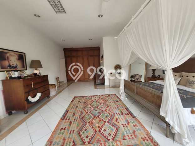 Rumah Elit Modern Tanpa Renovasi di Antasari Jakarta Selatan Rumah Elit Modern Tanpa Renovasi di Antasari Jakarta Selatan