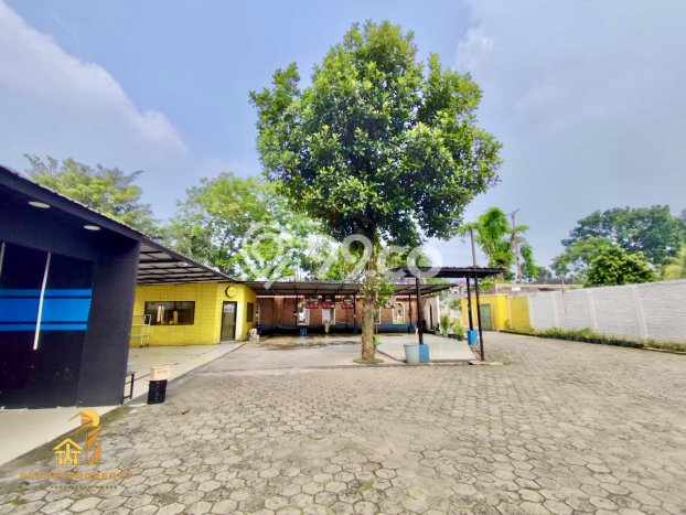 Komersial Dijual di Jakarta Selatan LT 2015m2 & LB 700m2 Lokasi Terbaik! Komersial Dijual di Jakarta Selatan LT 2015m2 & LB 700m2 Lokasi Terbaik!