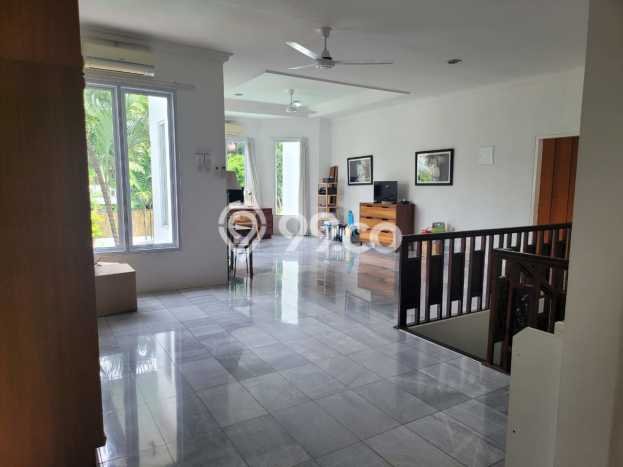 Rumah Elit Modern Tanpa Renovasi di Antasari Jakarta Selatan Rumah Elit Modern Tanpa Renovasi di Antasari Jakarta Selatan