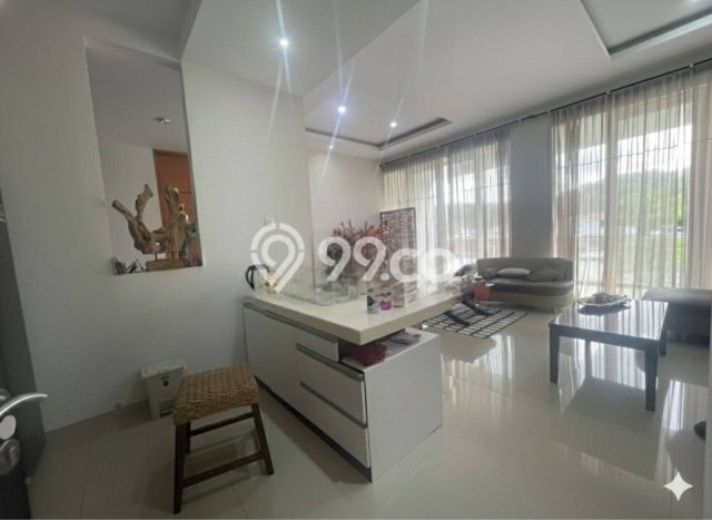 Rumah Elit Modern Tanpa Renovasi di Tiban Batam Rumah Elit Modern Tanpa Renovasi di Tiban Batam
