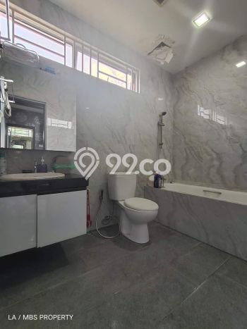 Hunian Elit LB 256m2 Siap Pakai Desain Elegan di Batam Centre, Batam Hunian Elit LB 256m2 Siap Pakai Desain Elegan di Batam Centre, Batam
