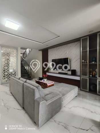 Jual Rumah Mewah Elegan Dengan View Cantik di Tiban, Batam Jual Rumah Mewah Elegan Dengan View Cantik di Tiban, Batam