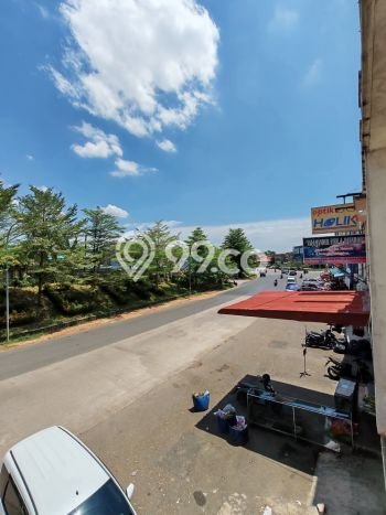 Ruko Lokasi Strategis di , Luas 200m2m², Mainroad Ruko Lokasi Strategis di , Luas 200m2m², Mainroad