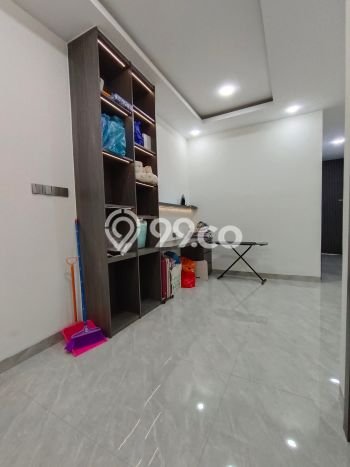 Rumah Elit LB 215m2 Siap Huni Desain Elegan di Batam Centre, Batam Rumah Elit LB 215m2 Siap Huni Desain Elegan di Batam Centre, Batam