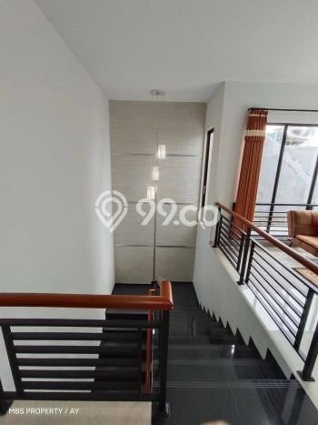 Rumah Modern 4 Kamar LT 190m2 di Batam Centre Rumah Modern 4 Kamar LT 190m2 di Batam Centre