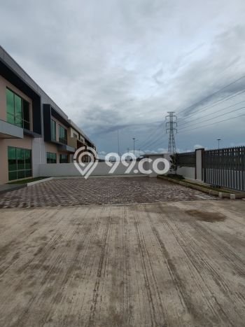 Unit Gudang Dijual di Batu Aji Batam Luas Bangunan 542m2 Unit Gudang Dijual di Batu Aji Batam Luas Bangunan 542m2