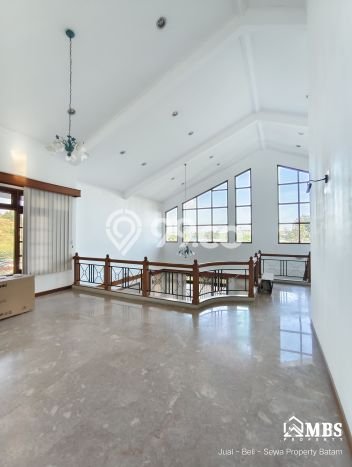 Jual Rumah Mewah Elegan Dengan View Cantik di Nagoya, Batam Jual Rumah Mewah Elegan Dengan View Cantik di Nagoya, Batam