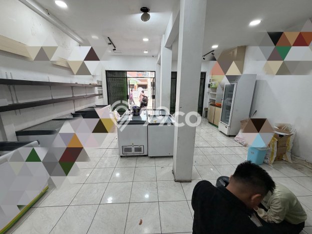 Komersial Disewakan di Area Ramai Lengkong, Bandung Komersial Disewakan di Area Ramai Lengkong, Bandung