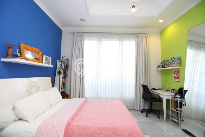 Ready to Use! Premium House LT 741m2 Desain Modern di Kemang Ready to Use! Premium House LT 741m2 Desain Modern di Kemang