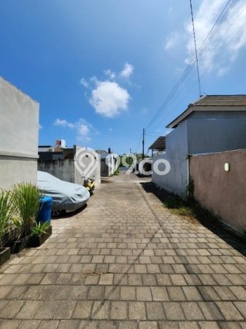 HARGA MENARIK! Vila Kawasan , Ukuran 100m2m², Area Strategis dengan akses bagus HARGA MENARIK! Vila Kawasan , Ukuran 100m2m², Area Strategis dengan akses bagus