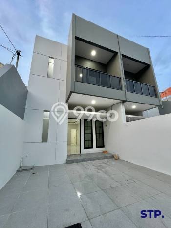 Jual Rumah Bagus Siap Huni LB 140m2 di Mulyorejo, Surabaya Jual Rumah Bagus Siap Huni LB 140m2 di Mulyorejo, Surabaya