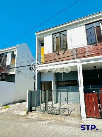 For Sale Rumah 2 Kamar Lokasi Strategis Bagus dan Strategis di Rungkut For Sale Rumah 2 Kamar Lokasi Strategis Bagus dan Strategis di Rungkut