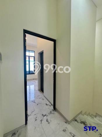 Rumah 2 KT di Rungkut, Dekat Rungkut, Surabaya, Surabaya Rumah 2 KT di Rungkut, Dekat Rungkut, Surabaya, Surabaya