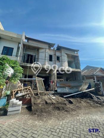 Dijual Rumah 3 Kamar Lokasi Ideal Bagus dan Strategis di Rungkut Dijual Rumah 3 Kamar Lokasi Ideal Bagus dan Strategis di Rungkut