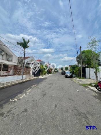 Dijual Rumah Mewah Megah Dengan View Eksklusif di Manyar, Surabaya Dijual Rumah Mewah Megah Dengan View Eksklusif di Manyar, Surabaya