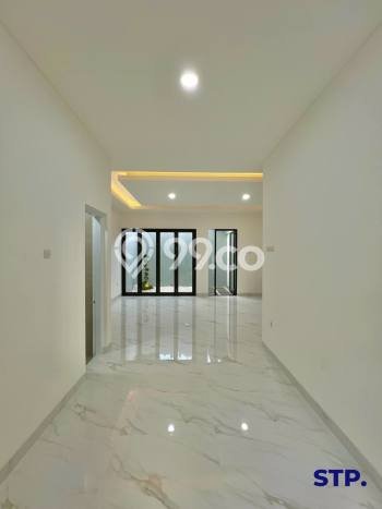 Rumah Minimalis 3 Kamar LT 102m2 di Surabaya Kota Rumah Minimalis 3 Kamar LT 102m2 di Surabaya Kota