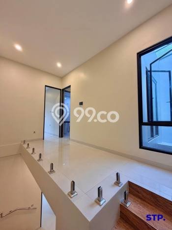 Rumah Minimalis 3 KT di Manyar Surabaya Unfurnished Rumah Minimalis 3 KT di Manyar Surabaya Unfurnished