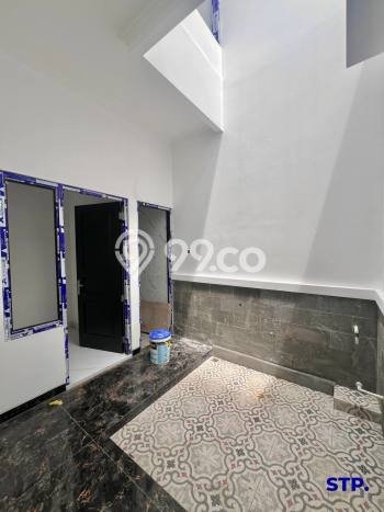 For Sale! Premium House LT 98m2 Desain Elegan di Manyar For Sale! Premium House LT 98m2 Desain Elegan di Manyar