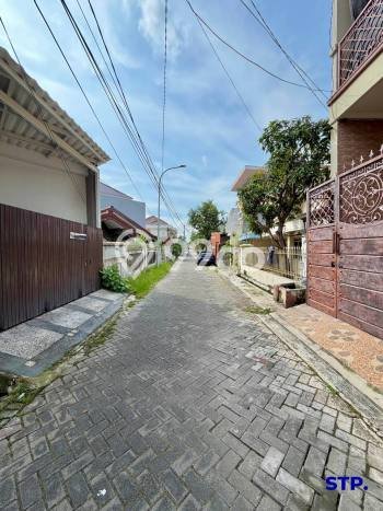 Rumah Minimalis 3 Kamar LT 82m2 di Pakuwon City Rumah Minimalis 3 Kamar LT 82m2 di Pakuwon City