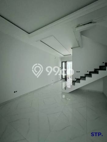 Rumah Luxury Modern Siap Huni di Manyar Surabaya Rumah Luxury Modern Siap Huni di Manyar Surabaya