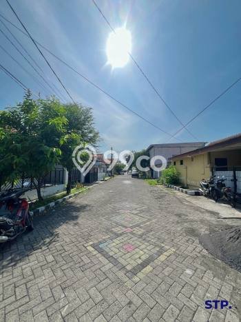 Lahan Kosong Dijual di Rungkut, Surabaya, Luas 300m2 Area Strategis Lahan Kosong Dijual di Rungkut, Surabaya, Luas 300m2 Area Strategis