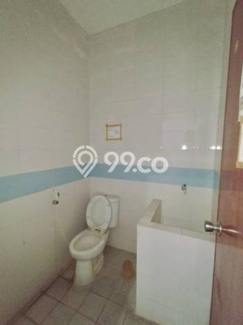 HARGA SPECIAL! Rumah Nyaman area Rungkut, Surabaya, LT 160m2m² Bangunan 240m2m² Bisa Nego! HARGA SPECIAL! Rumah Nyaman area Rungkut, Surabaya, LT 160m2m² Bangunan 240m2m² Bisa Nego!