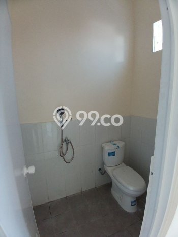 Rumah Strategis Minimalis Lb 70m2 di Rungkut, Surabaya Rumah Strategis Minimalis Lb 70m2 di Rungkut, Surabaya