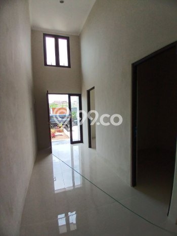 Dijual Rumah 2 Kamar Lokasi Strategis Nyaman dan Strategis di Rungkut Dijual Rumah 2 Kamar Lokasi Strategis Nyaman dan Strategis di Rungkut