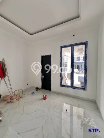 For Sale! Premium House LT 98m2 Desain Elegan di Manyar For Sale! Premium House LT 98m2 Desain Elegan di Manyar