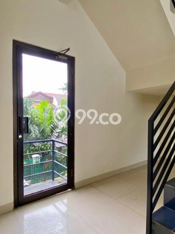 Ruko untuk Disewa di Pusat Jakarta Selatan Luas Bangunan 300m2 Ruko untuk Disewa di Pusat Jakarta Selatan Luas Bangunan 300m2