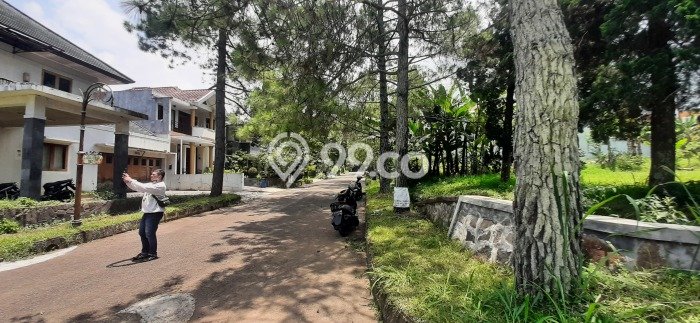 Tanah Dijual Area Strategis di Lembang Bandung 400m2 Tanah Dijual Area Strategis di Lembang Bandung 400m2