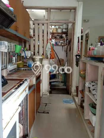 Dijual Cepat Rumah Bagus Siap Huni LB 100m2 di Cinere, Depok Dijual Cepat Rumah Bagus Siap Huni LB 100m2 di Cinere, Depok