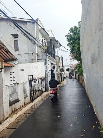 Jual Rumah Bagus Siap Huni LB 100m2 di Jagakarsa, Jakarta Selatan Jual Rumah Bagus Siap Huni LB 100m2 di Jagakarsa, Jakarta Selatan
