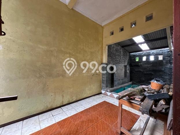Siap Huni Rumah Mewah 6 Kamar di Jagakarsa Dekat ke Mana Pun Siap Huni Rumah Mewah 6 Kamar di Jagakarsa Dekat ke Mana Pun