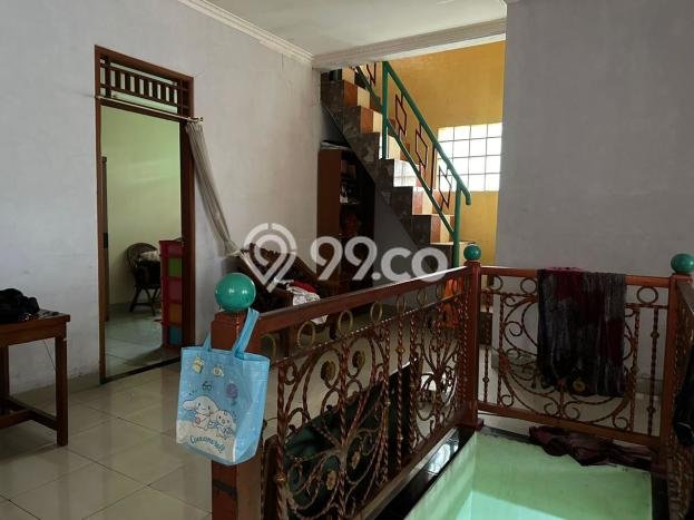Siap Huni Rumah Mewah 6 Kamar di Jagakarsa Dekat ke Mana Pun Siap Huni Rumah Mewah 6 Kamar di Jagakarsa Dekat ke Mana Pun