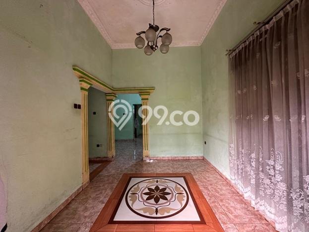 Siap Huni Rumah Mewah 6 Kamar di Jagakarsa Dekat ke Mana Pun Siap Huni Rumah Mewah 6 Kamar di Jagakarsa Dekat ke Mana Pun