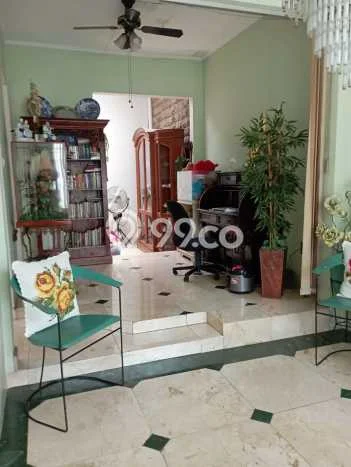 Dijual Cepat Rumah Bagus Siap Huni LB 100m2 di Cinere, Depok Dijual Cepat Rumah Bagus Siap Huni LB 100m2 di Cinere, Depok