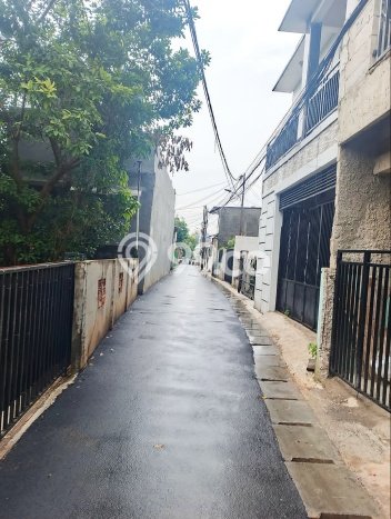 Jual Rumah Bagus Siap Huni LB 100m2 di Jagakarsa, Jakarta Selatan Jual Rumah Bagus Siap Huni LB 100m2 di Jagakarsa, Jakarta Selatan