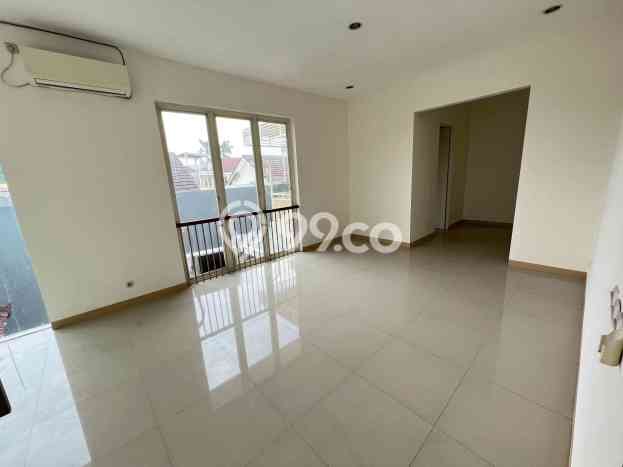 Hot Offer Hunian Mewah Ideal dan Luas di Buduran, Sidoarjo Hot Offer Hunian Mewah Ideal dan Luas di Buduran, Sidoarjo