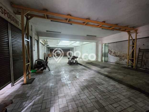 Komersial Dijual di Lowokwaru LT 330m2, LB 330m2 untuk Investasi Komersial Dijual di Lowokwaru LT 330m2, LB 330m2 untuk Investasi