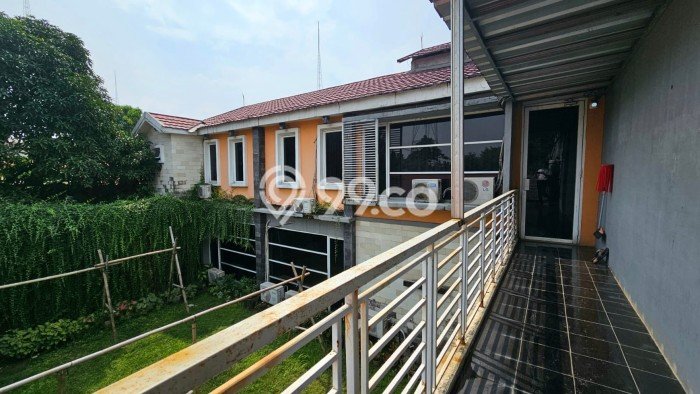 Siap Huni Rumah Mewah 6 Kamar di Kembangan Dekat ke Mana Pun Siap Huni Rumah Mewah 6 Kamar di Kembangan Dekat ke Mana Pun