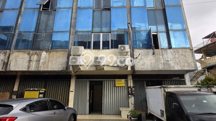 Ruko Dijual di Prime Area Tangerang Luas 200m2 Ruko Dijual di Prime Area Tangerang Luas 200m2