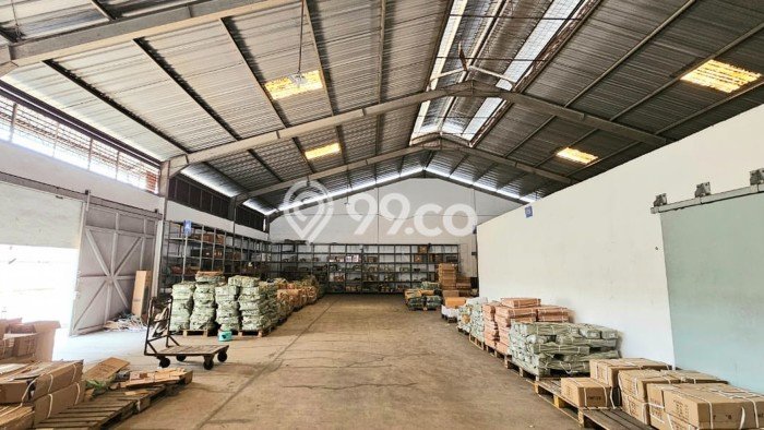 LOKASI SUPER STRATEGIS! Gudang Kawasan Sunter, Luas 1423m2m², Kawasan Komersial LOKASI SUPER STRATEGIS! Gudang Kawasan Sunter, Luas 1423m2m², Kawasan Komersial