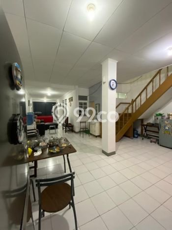 Rumah Nyaman dengan Luas Tanah 132m² dan Luas Bangunan 1503m² di Area Ngamprah, Bandung Barat Rumah Nyaman dengan Luas Tanah 132m² dan Luas Bangunan 1503m² di Area Ngamprah, Bandung Barat