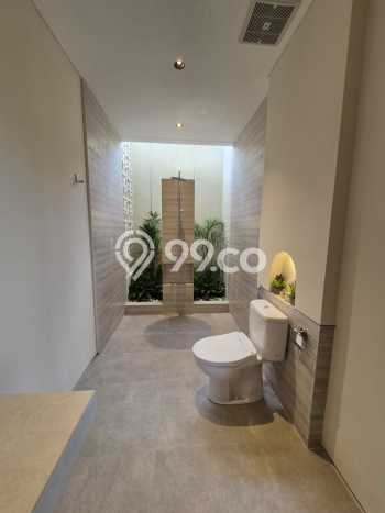 Vila di , Luas 200m2m², Lokasi Strategis Vila di , Luas 200m2m², Lokasi Strategis