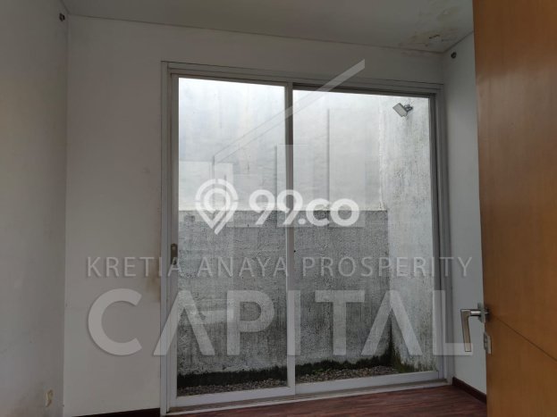 GOOD DEAL! Rumah Strategis di Geger Kalong, Luas 125m² LB 130m² GOOD DEAL! Rumah Strategis di Geger Kalong, Luas 125m² LB 130m²