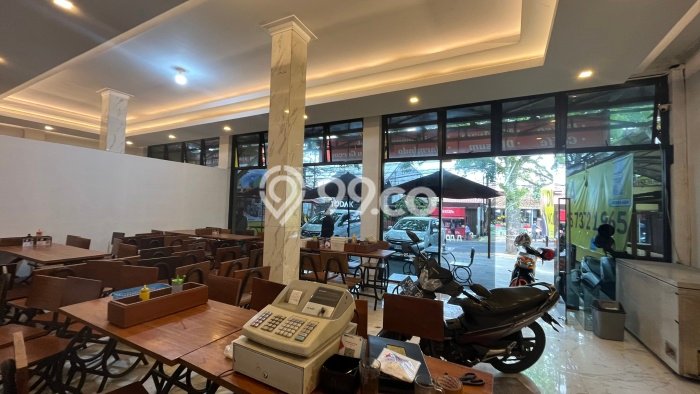 FOR RENT! Komersial di Sayap Dago Cocok untuk Bisnis 108m2 FOR RENT! Komersial di Sayap Dago Cocok untuk Bisnis 108m2