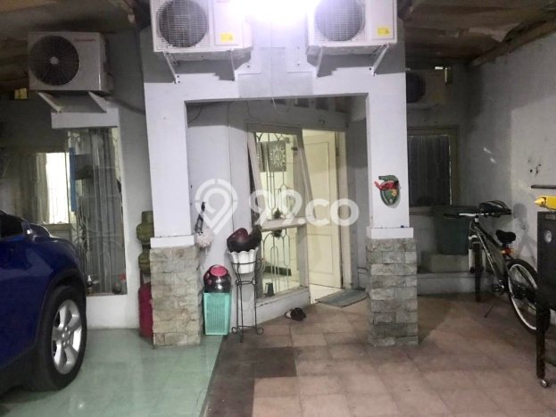Rumah Strategis dengan 3 Kamar Tidur di Lokasi Pasar Kemis, Tangerang Rumah Strategis dengan 3 Kamar Tidur di Lokasi Pasar Kemis, Tangerang